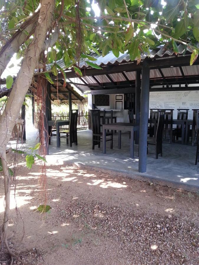 Villa Nilaveli Cabana Екстериор снимка